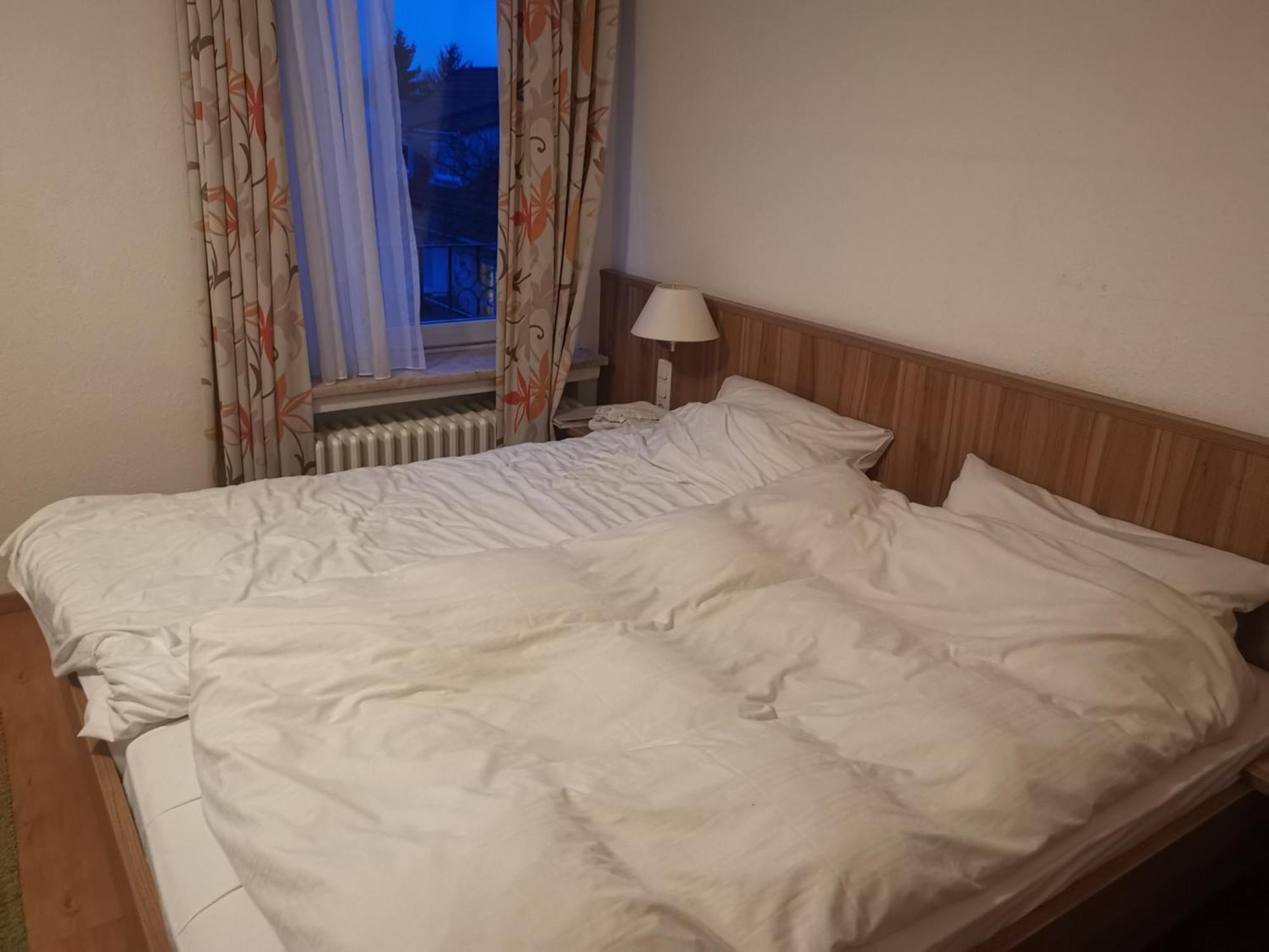 Hotel Drei Loewen Dachau Exteriör bild
